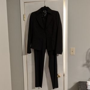 Antonio Melanie suit